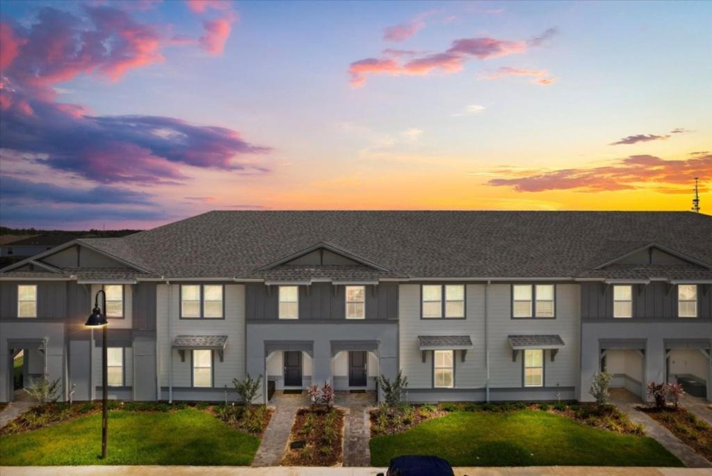 5 Bedrooms - 5 Bathrooms - Windsor Cay 1137bi Holiday home