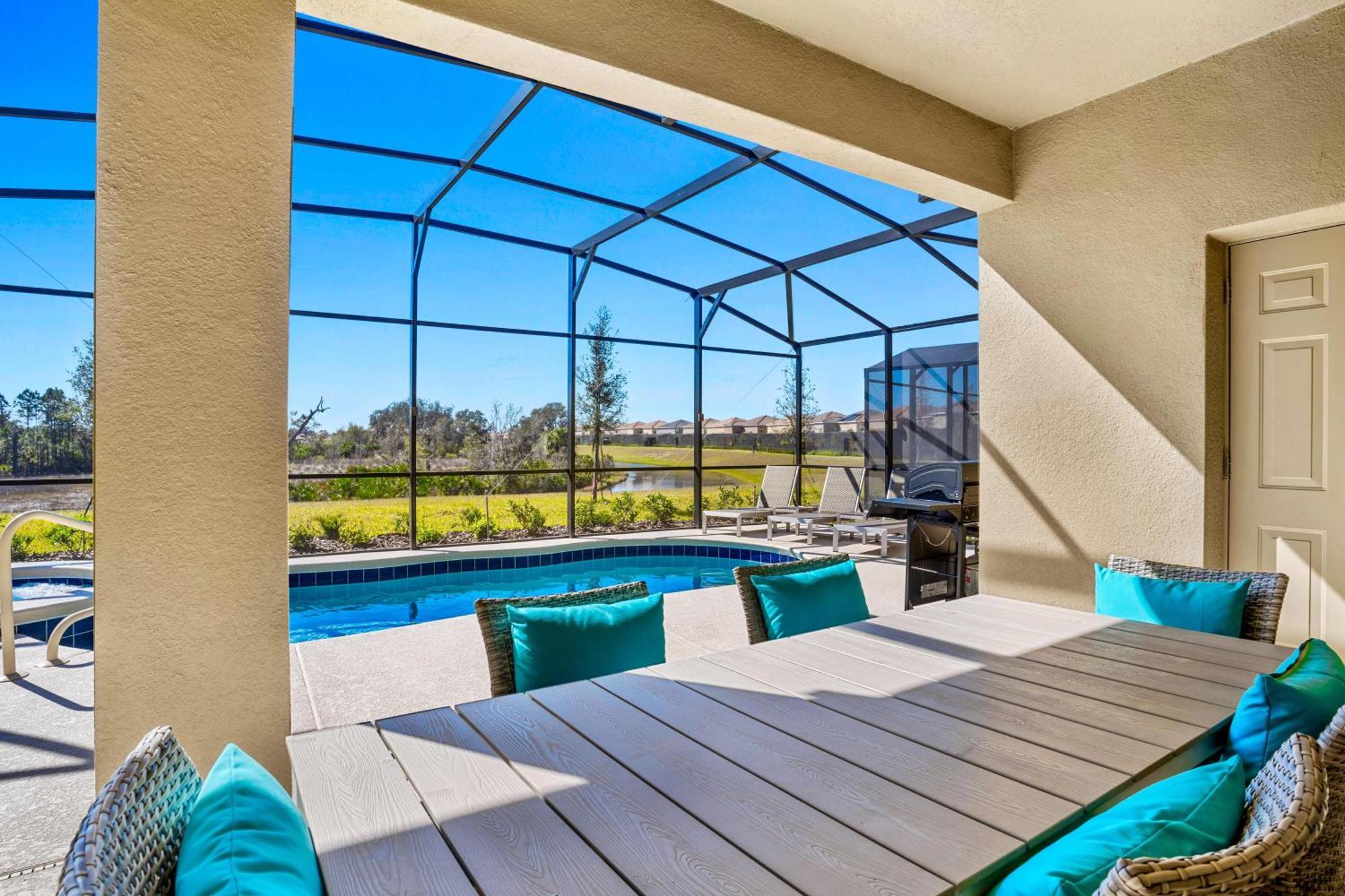 - Solterra 841 Villa Orlando