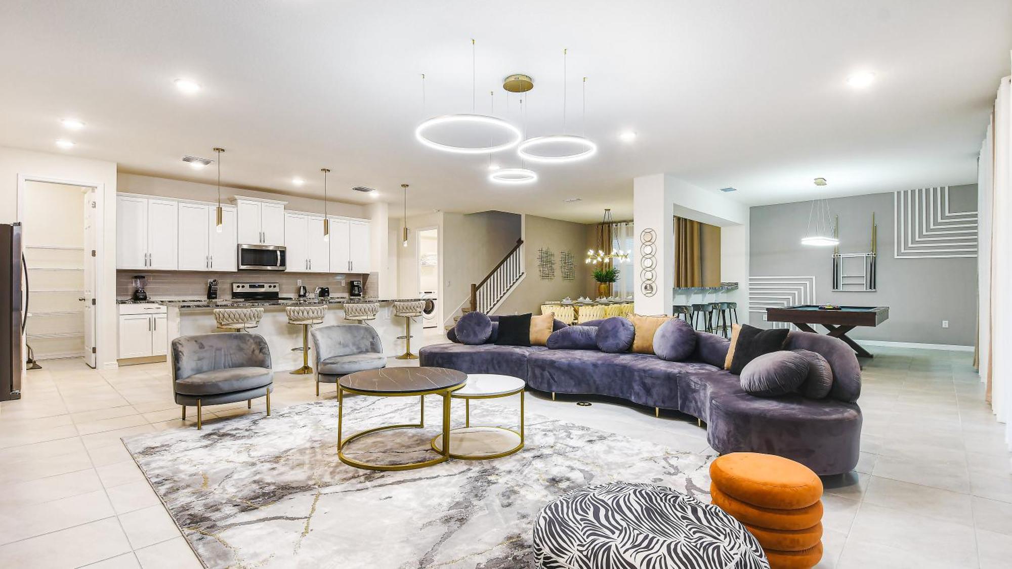 - Solara 470 Villa Orlando