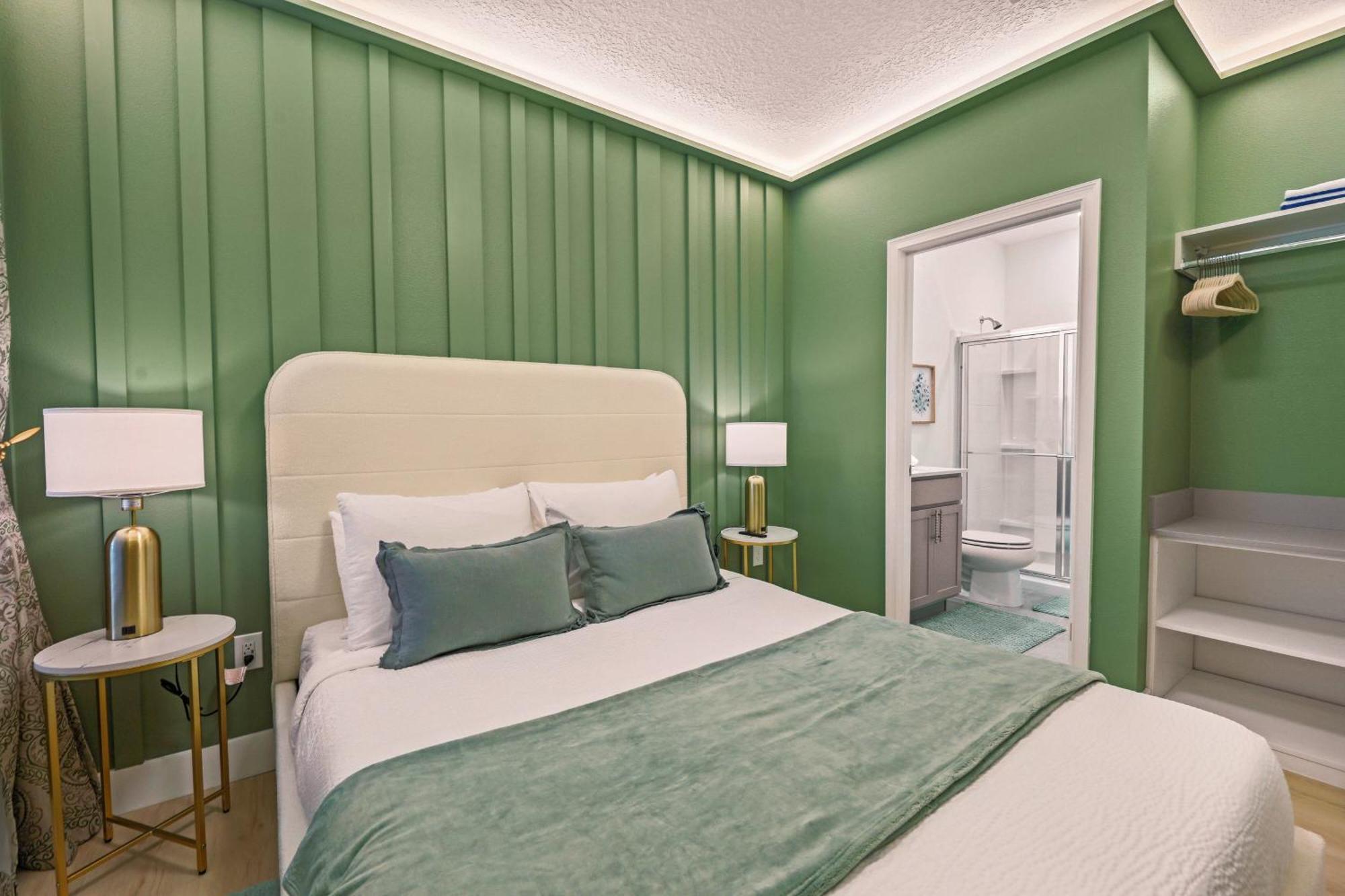 Themed Townhouse Close To Sea World * Orlando