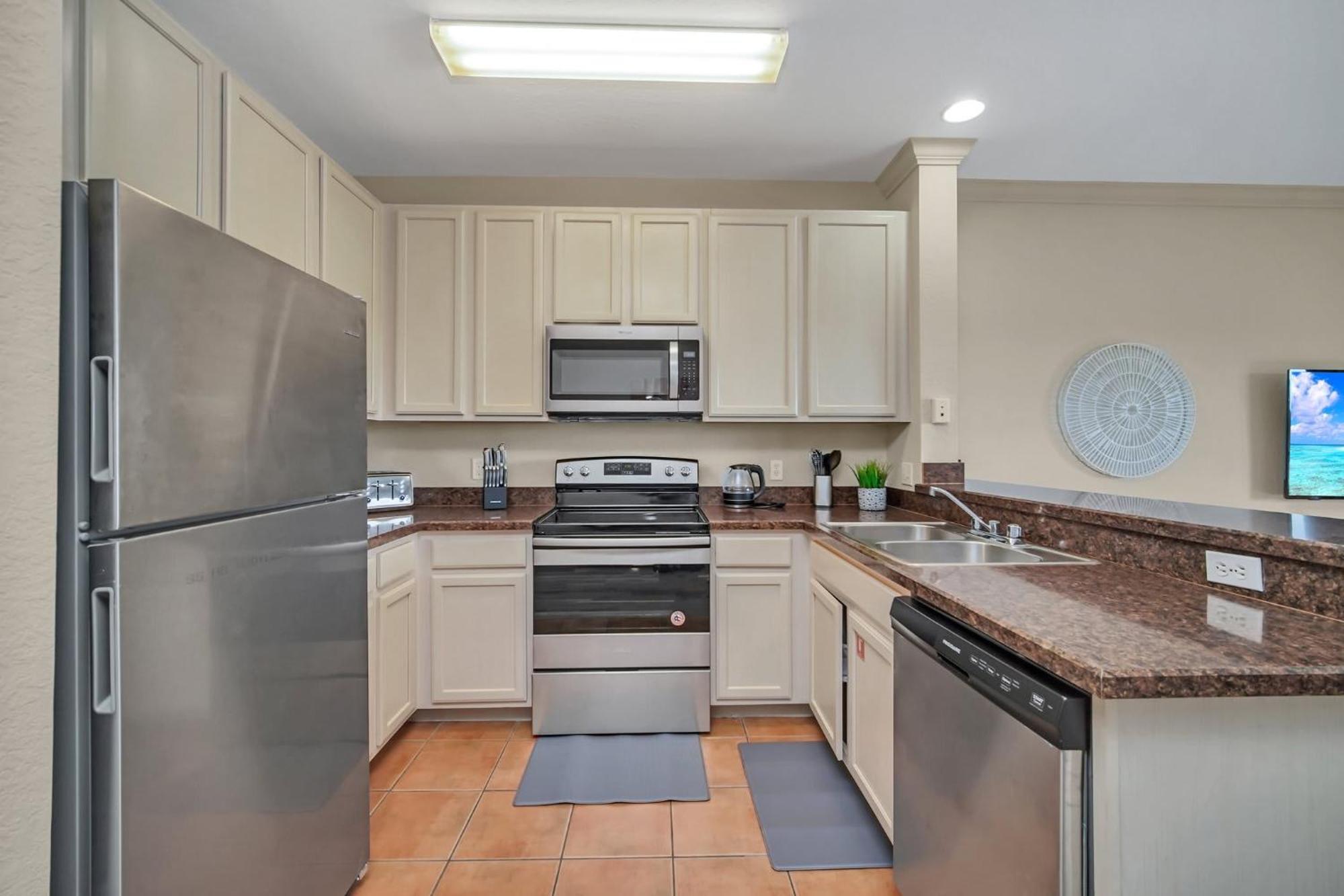 Upstay - - Hot Tub & Pool Holiday home