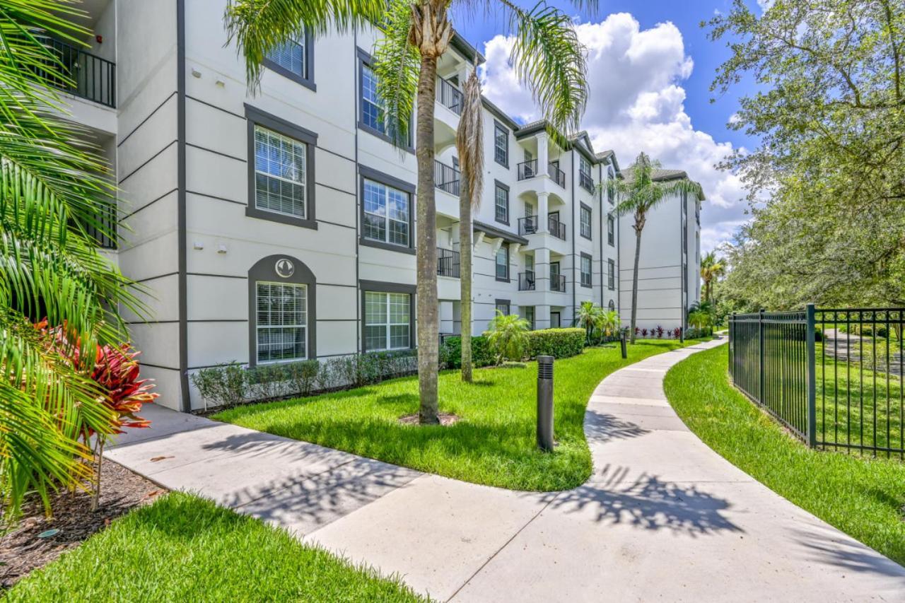 Apartment Is3-305 - Lakefront Unit