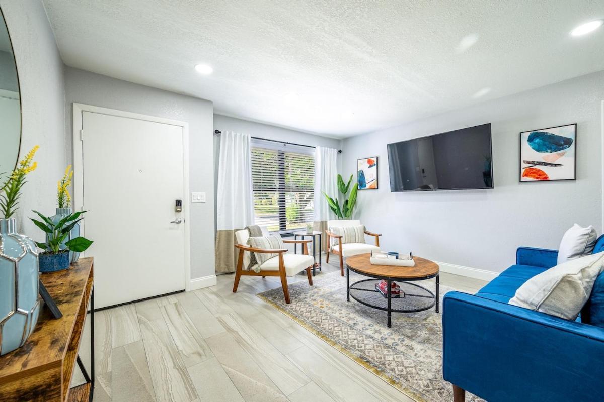 Modern 2br Downtown With King Bed, Long Stays, Wifi, Netflix Apartment