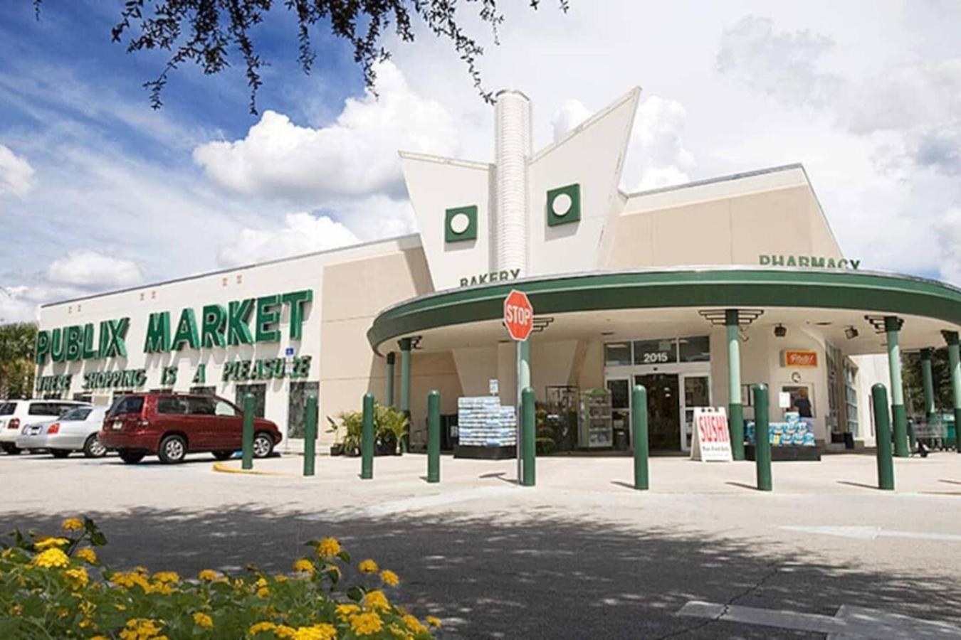 561) Large 3 Bedroom With King Bed * Orlando