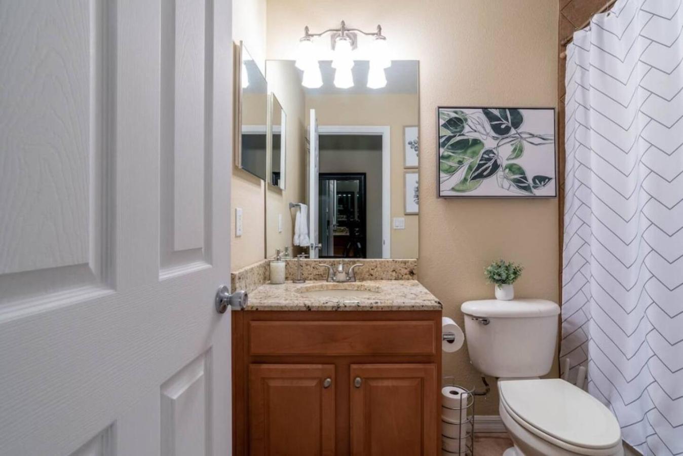 Holiday home 561) Large 3 Bedroom With King Bed Orlando