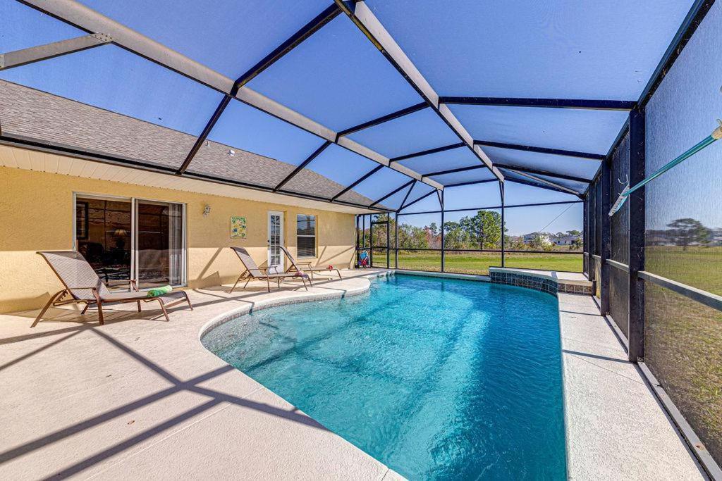 Great Location With Conservation Views Villa