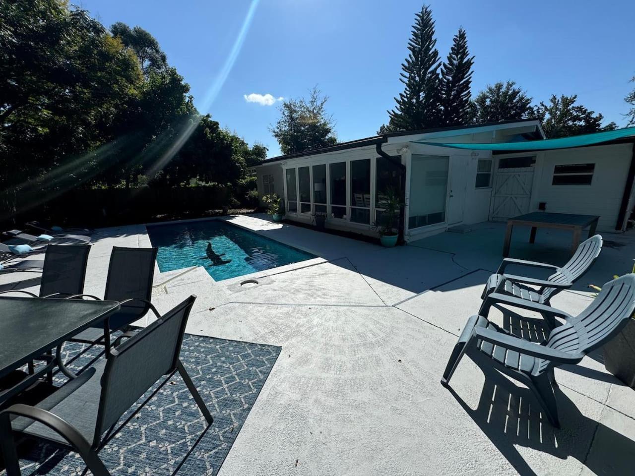 Exquisite Luxury With Pool In Prime Location Holiday home