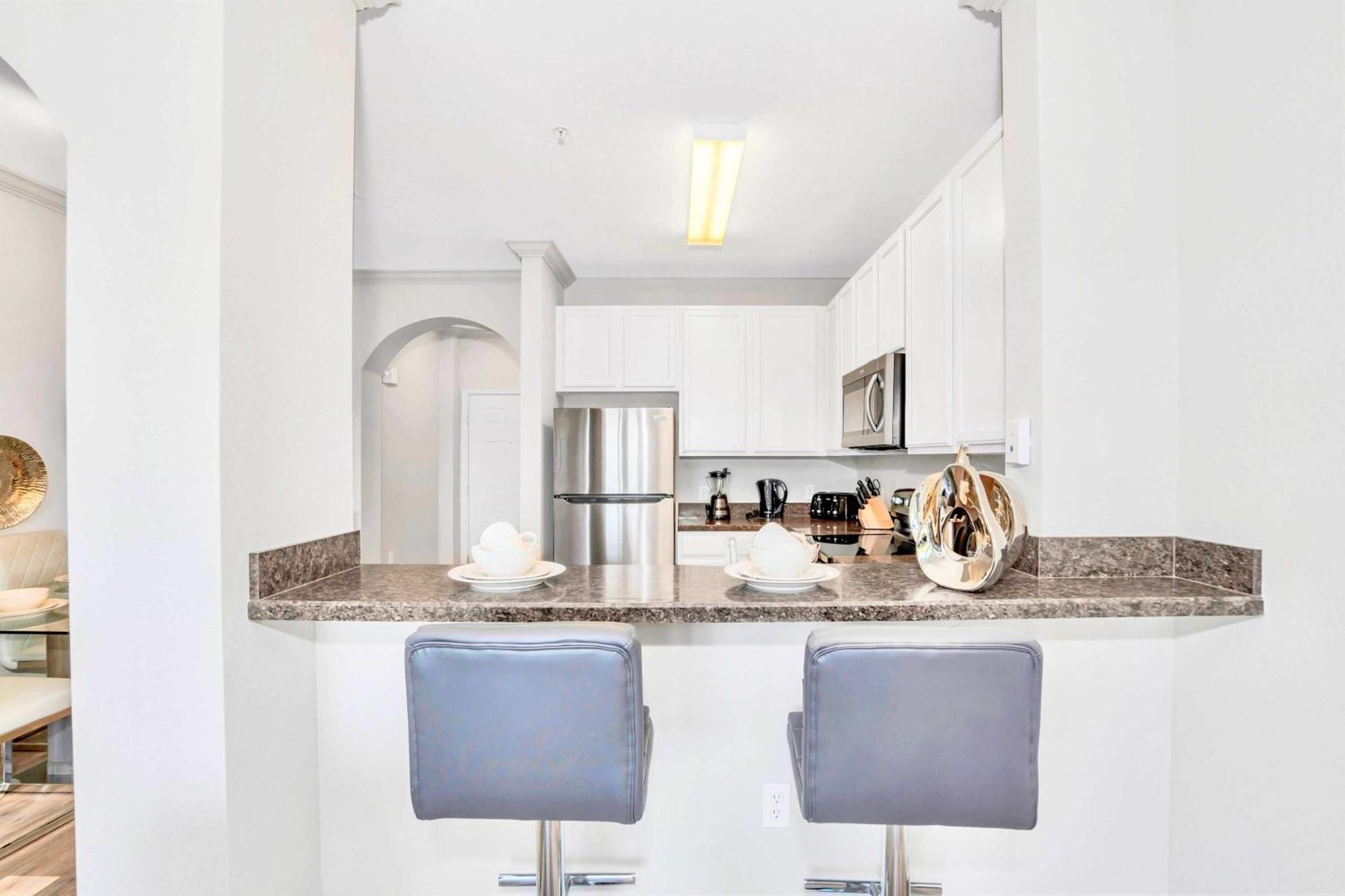 Upscale 3br Near - Pool And Hot Tub! Orlando