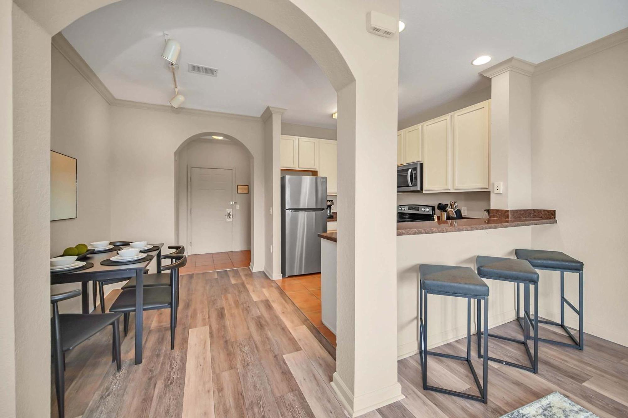 Holiday home Bright - 2br With Pool & Hot Tub, Near Disney! Orlando