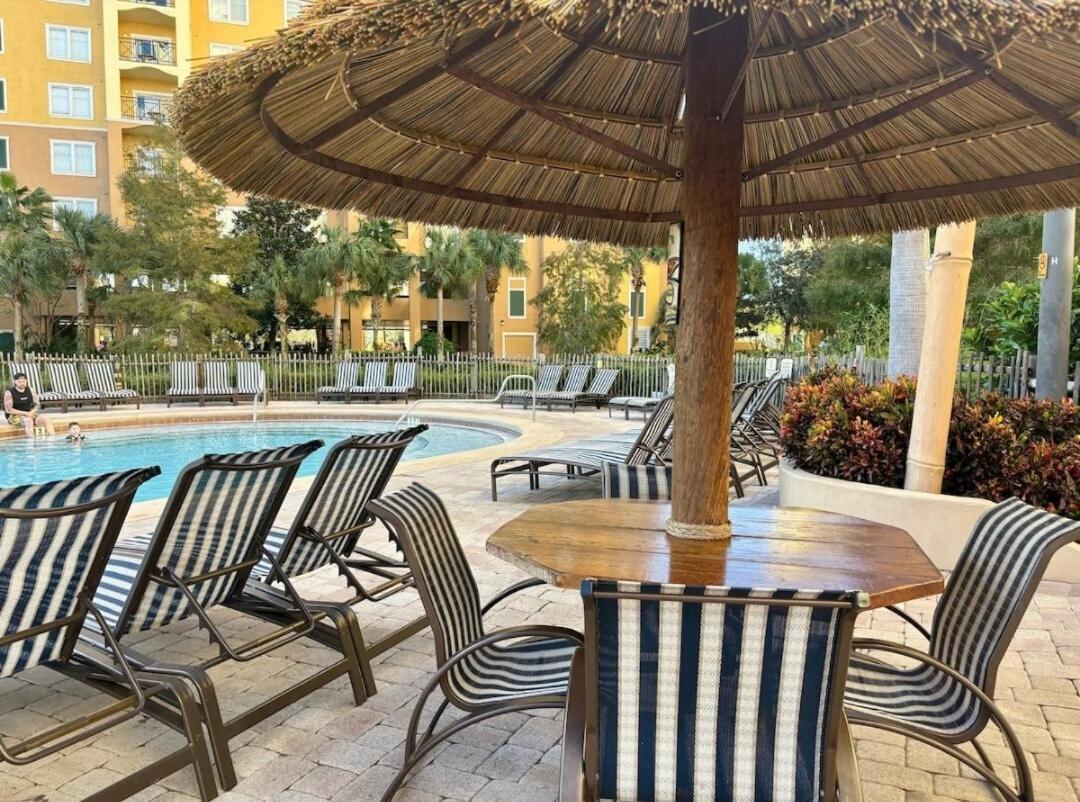 Luxury 3br-2ba Apartment *