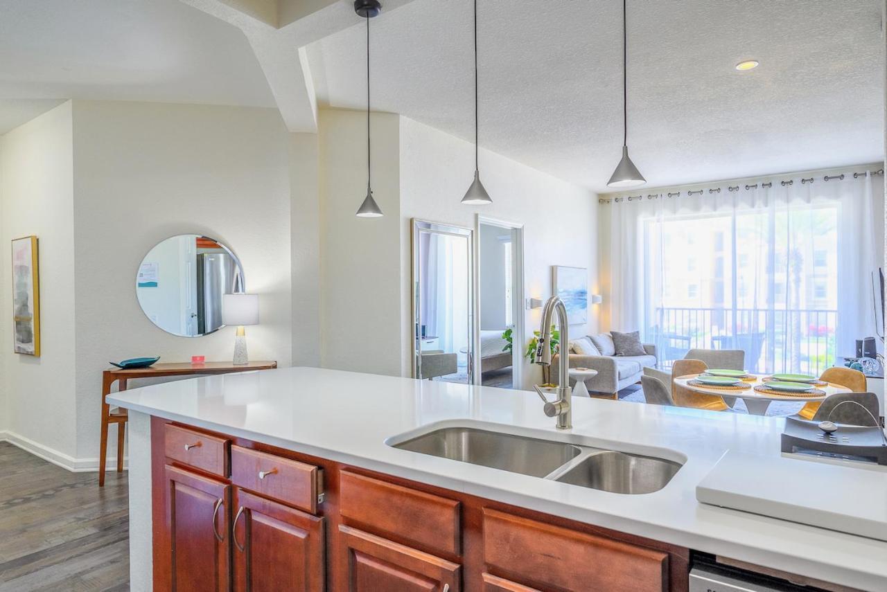 Apartment 4862 Cayview Avenue 208