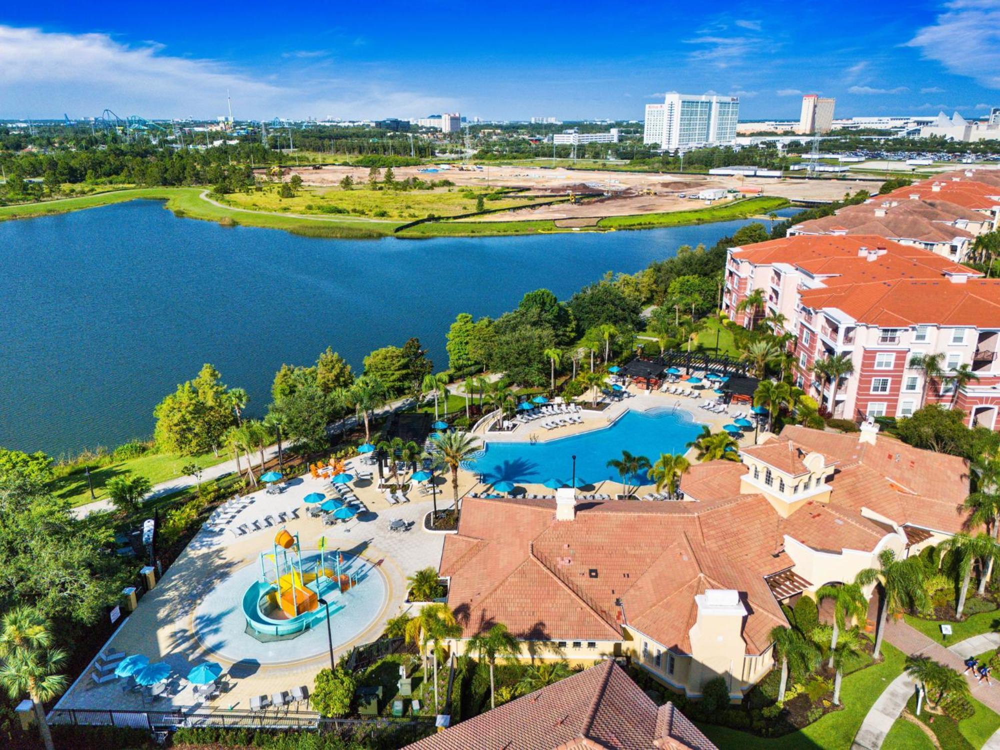 Vista Cay At Epic Universe - Luxury Lakeview 4 Bedroom Condo Orlando