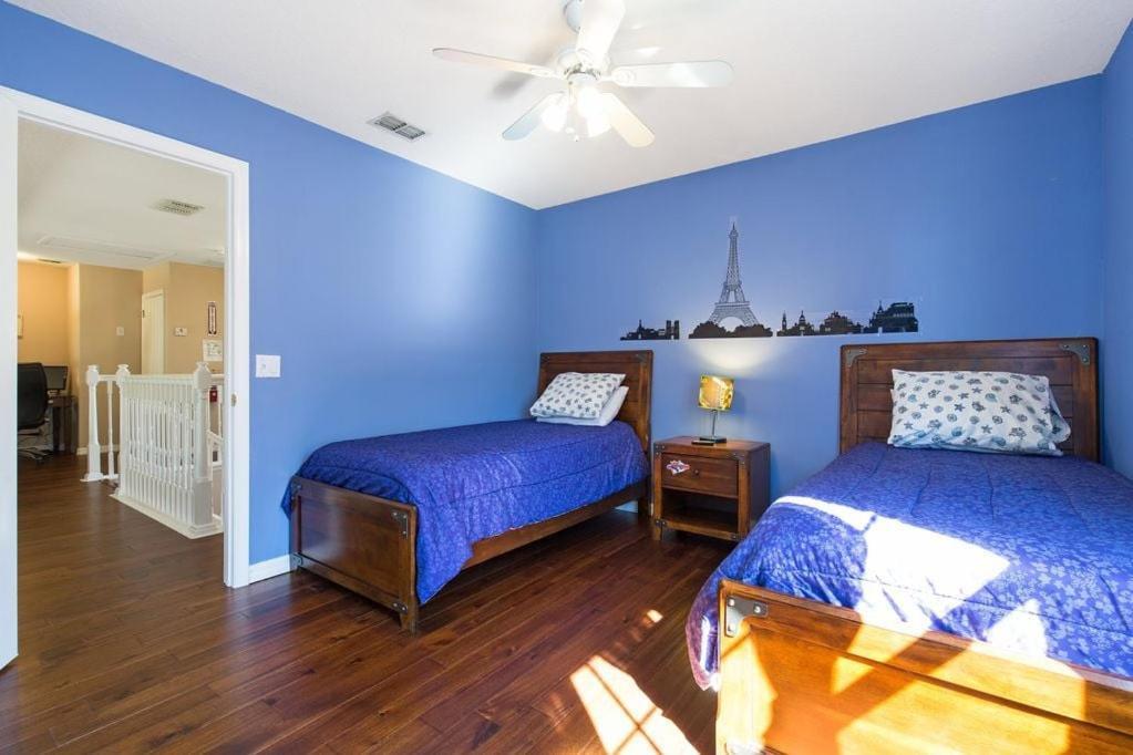 - Formosa Gardens 56 * Orlando