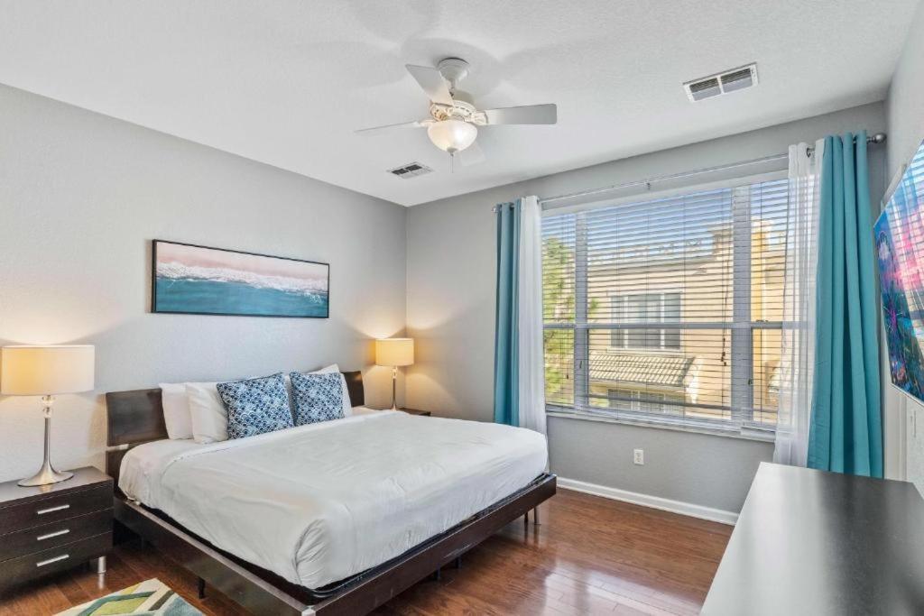 8000 One Of A Kind Retreat At Vistacay 108
