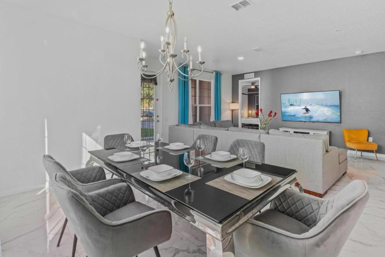 4840 One-of-a-kind Luxury 4 Bd At Vista Cay 107 Orlando
