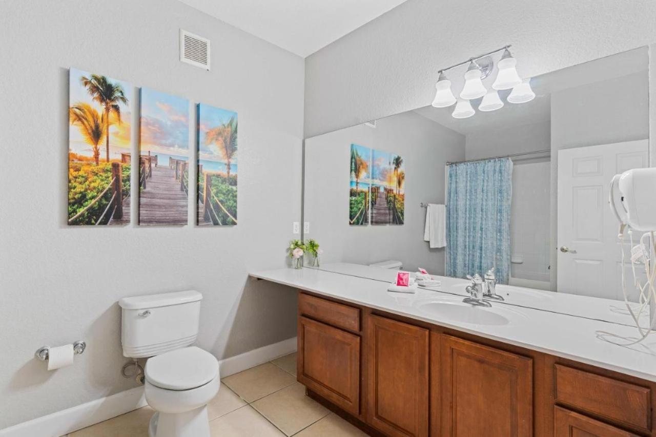 Apartment 4102 Stylish 3-bedroom At Vista Cay 404 *