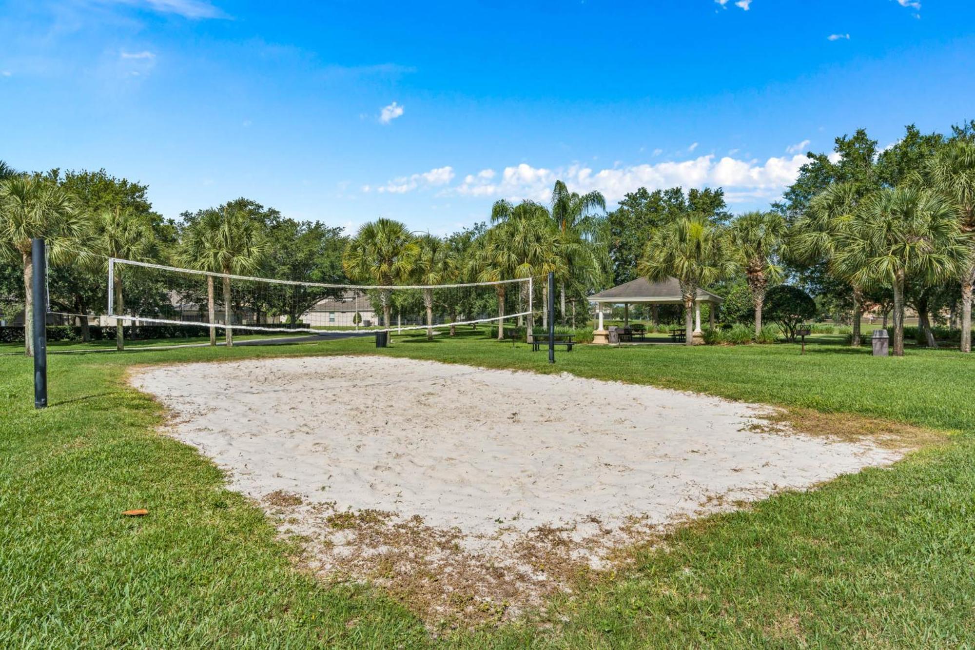 3 Bed With Pool Jacuzzi
