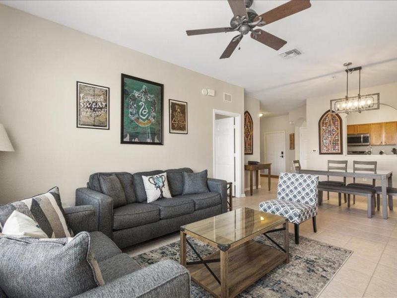3 Bed With Pool Jacuzzi Apartment *