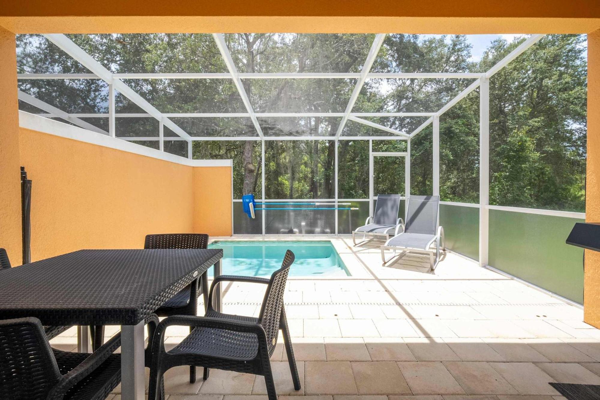 Family Fun Near - Pool, Bbq & Themed Orlando