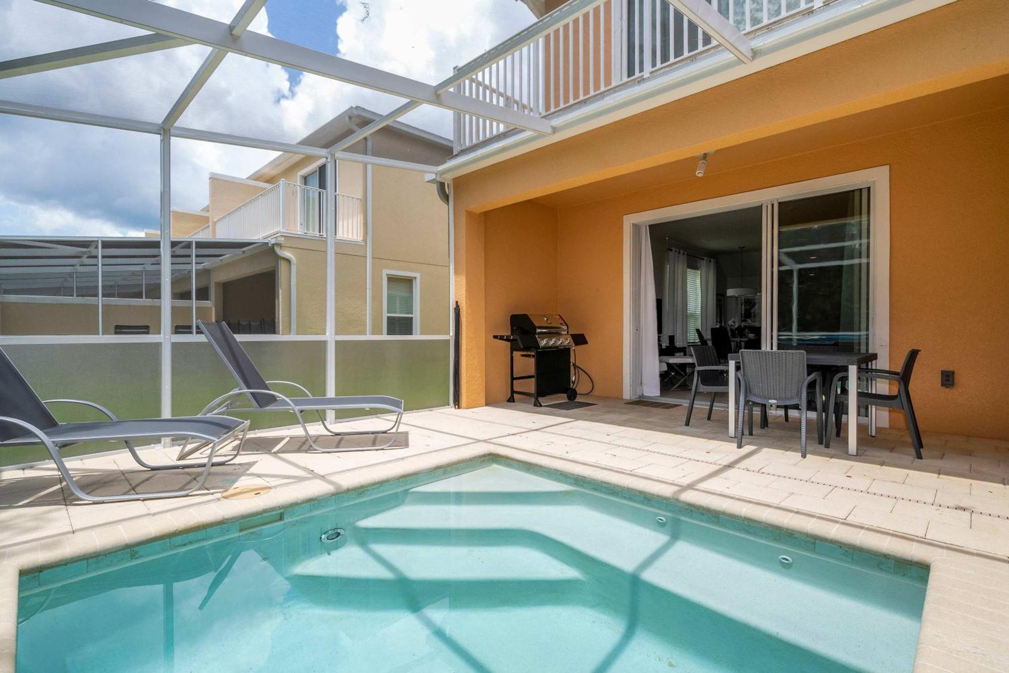Family Fun Near - Pool, Bbq & Themed Holiday home *