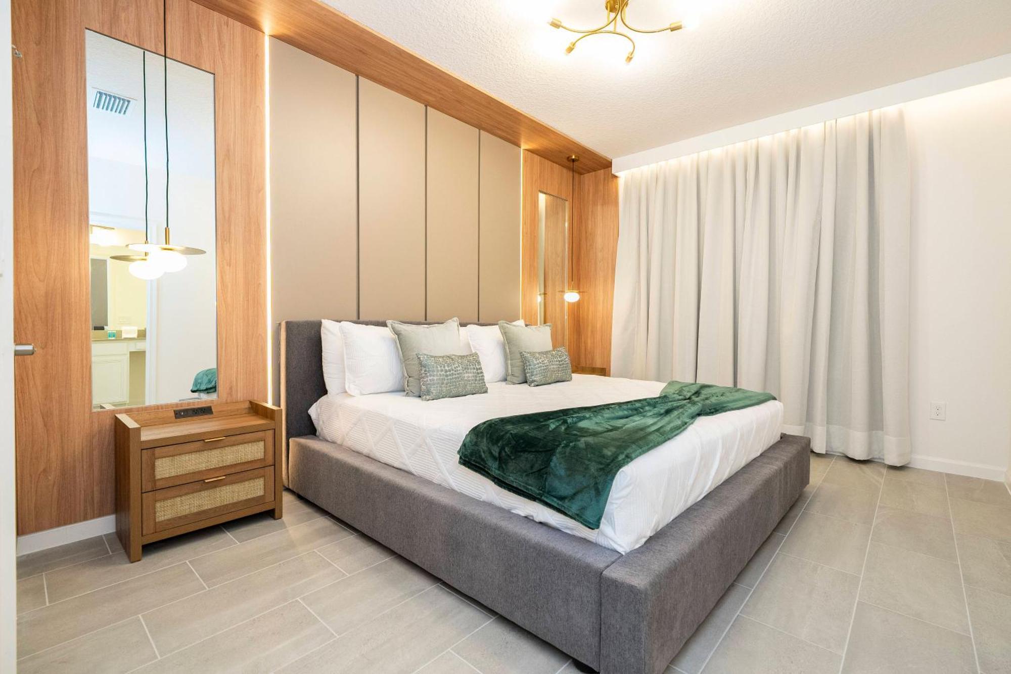 Paradiso Grande 6 Bedroom New - 10377