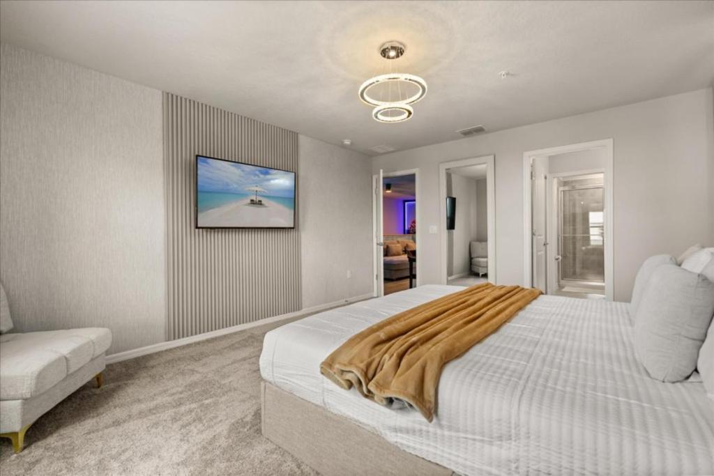 5 Bedrooms - 4,5 Bathrooms - Windsor Cay 16125pf *