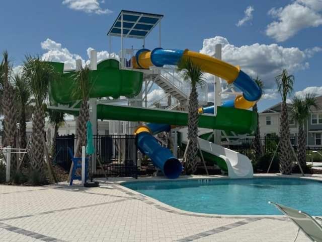 Chic 7bed With Private Pool, Theme Bedrooms * Orlando