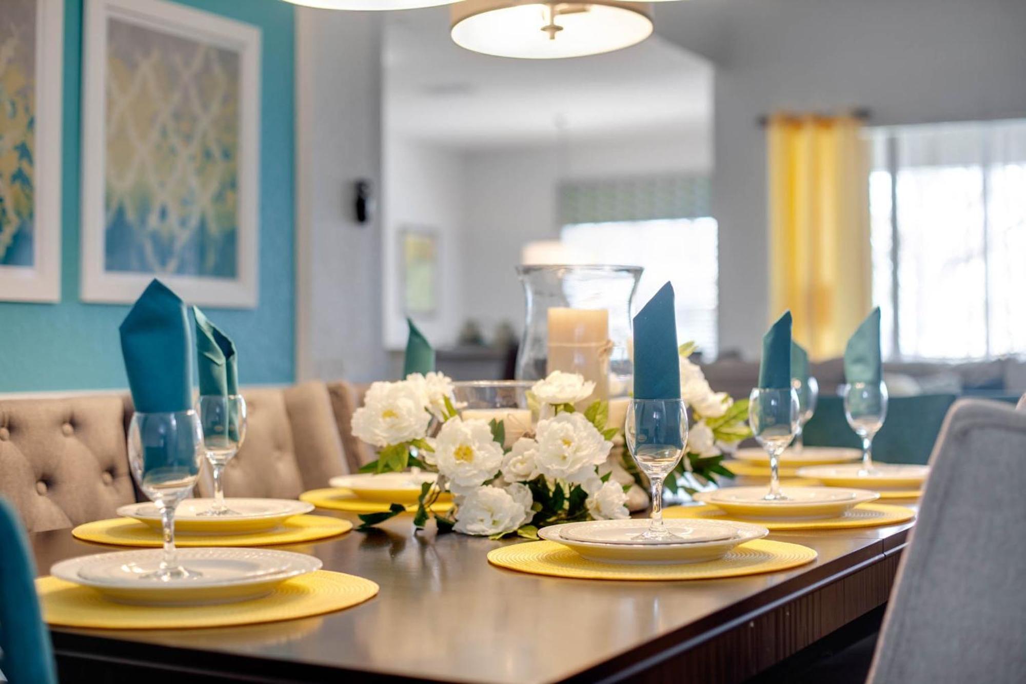 Holiday home Striking 5br Private Pool/spa