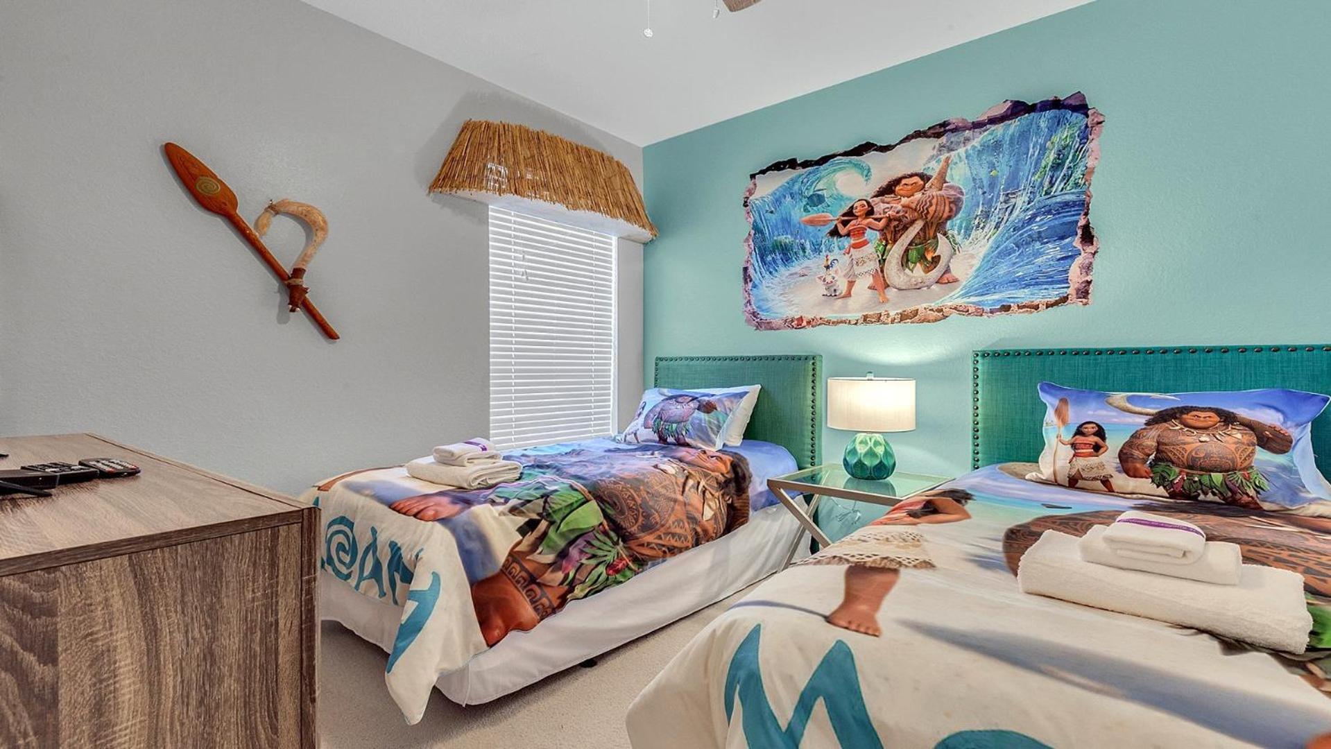 Striking 5br Private Pool/spa Holiday home *