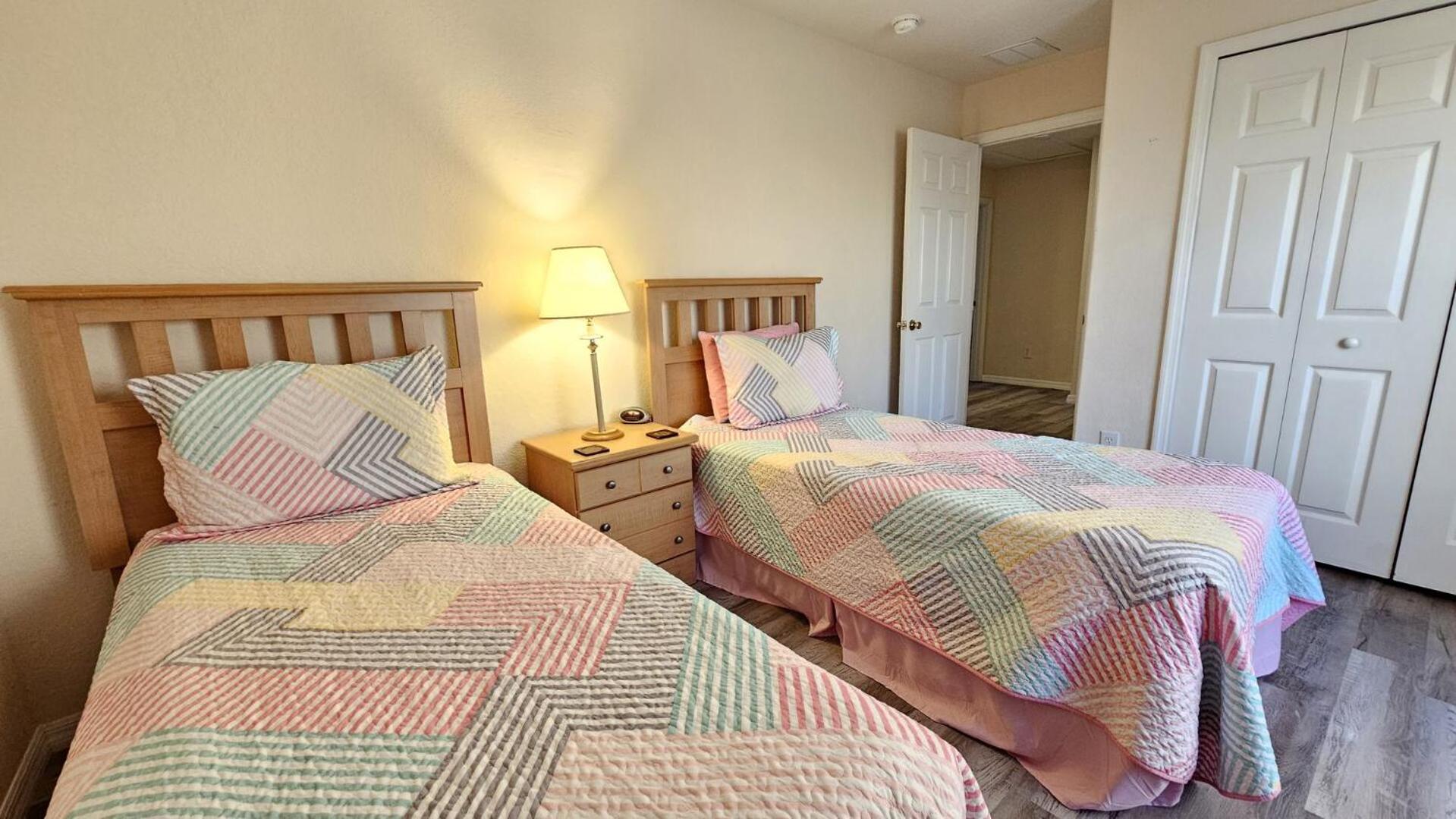 Holiday home 8 Miles To Disney, 20 Miles To Universal, Private Pool, Spa, Washer, Dryer, Games Room, Gated *