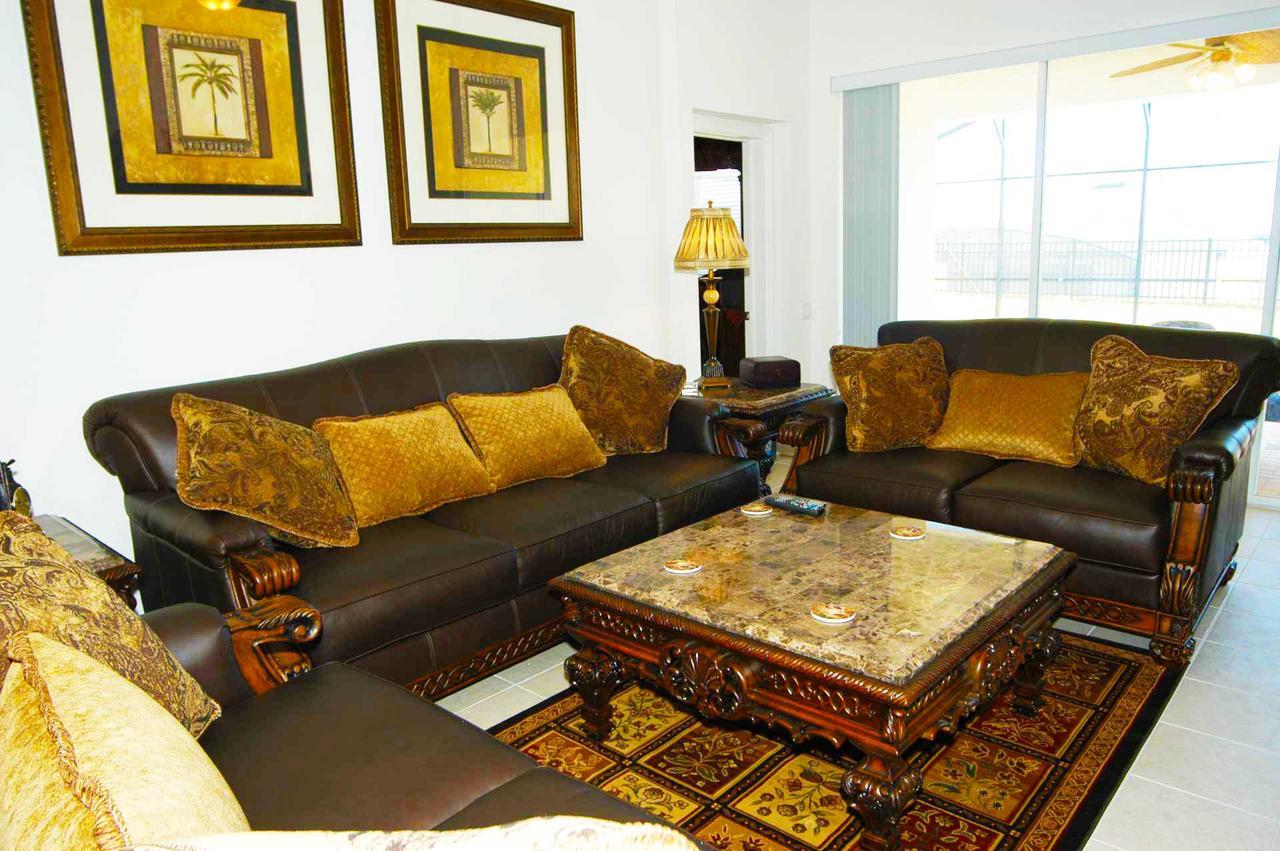 Windsor Hills - Enchanted Crystal Castle Holiday home *