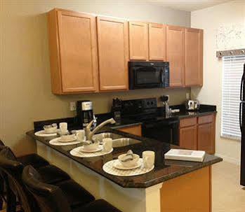 American Vacation Homes Orlando