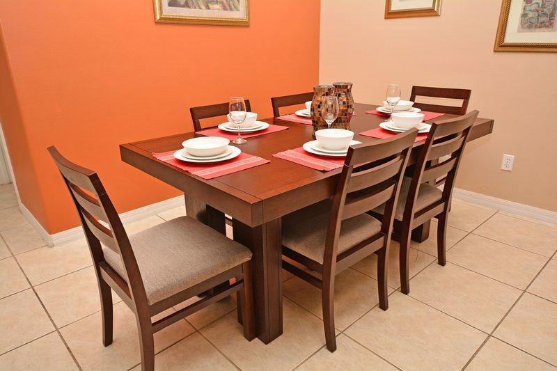 Holiday home 5 Bedroom Luxury Pool & Just 8 Miles To