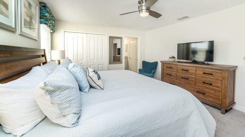 Stunning Storey 4 Bed 3 Bath Townhome With Splash Pool Holiday home *