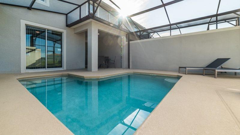 Stunning Storey 4 Bed 3 Bath Townhome With Splash Pool Orlando