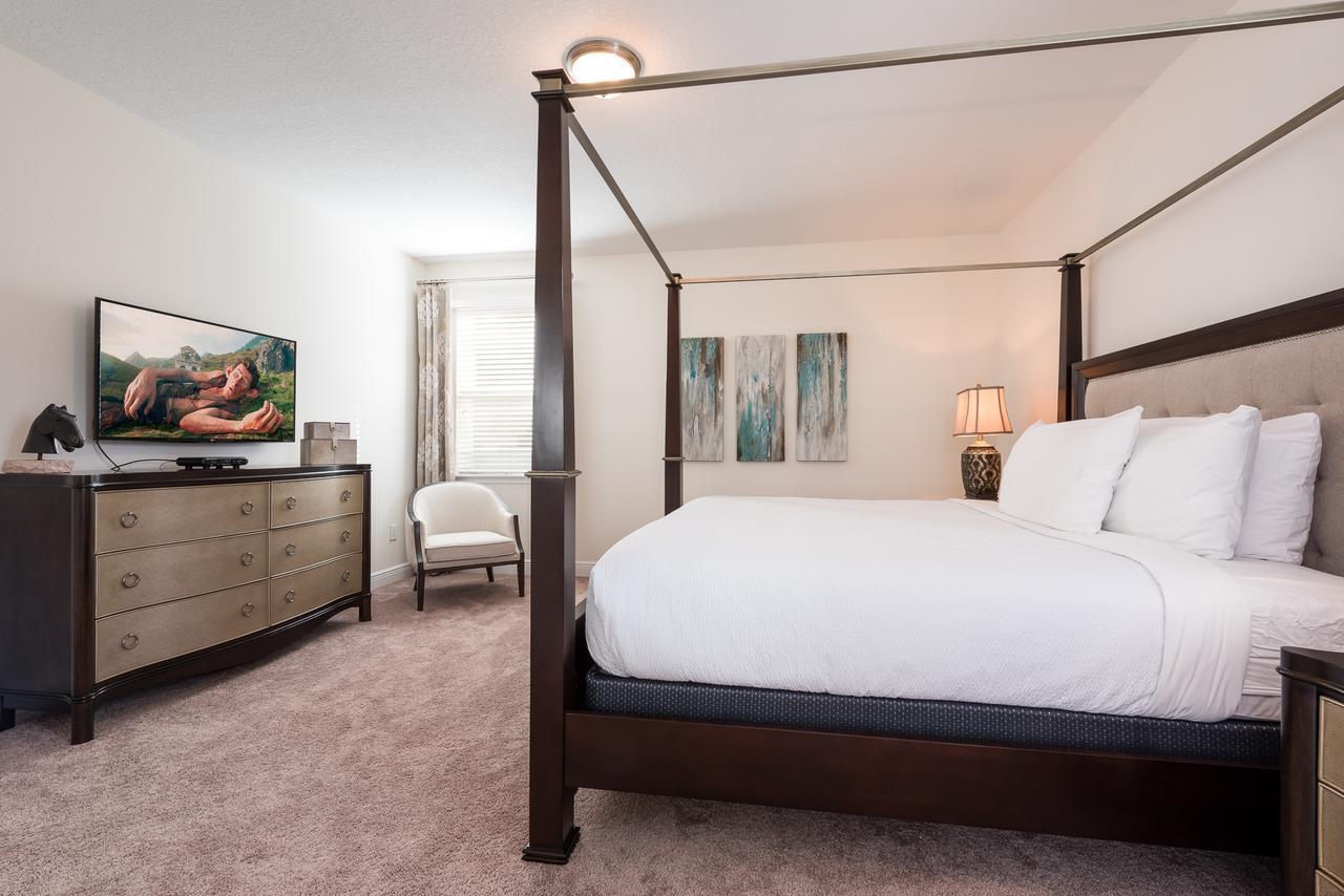 Cozy By Rentyl Near With Private Pool & Amenities - 340p