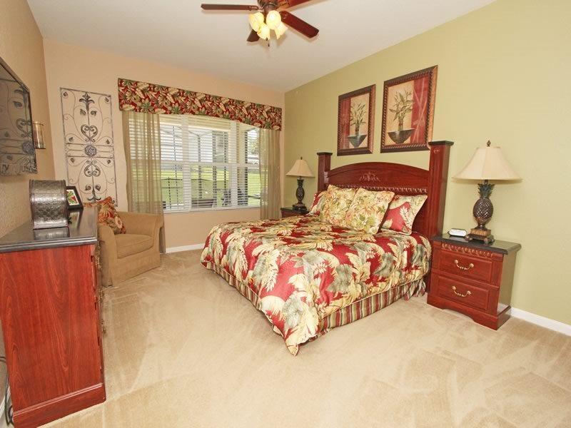 Gorgeous 5 Bedroom 5 Bath Pool Home In Windsor Hills