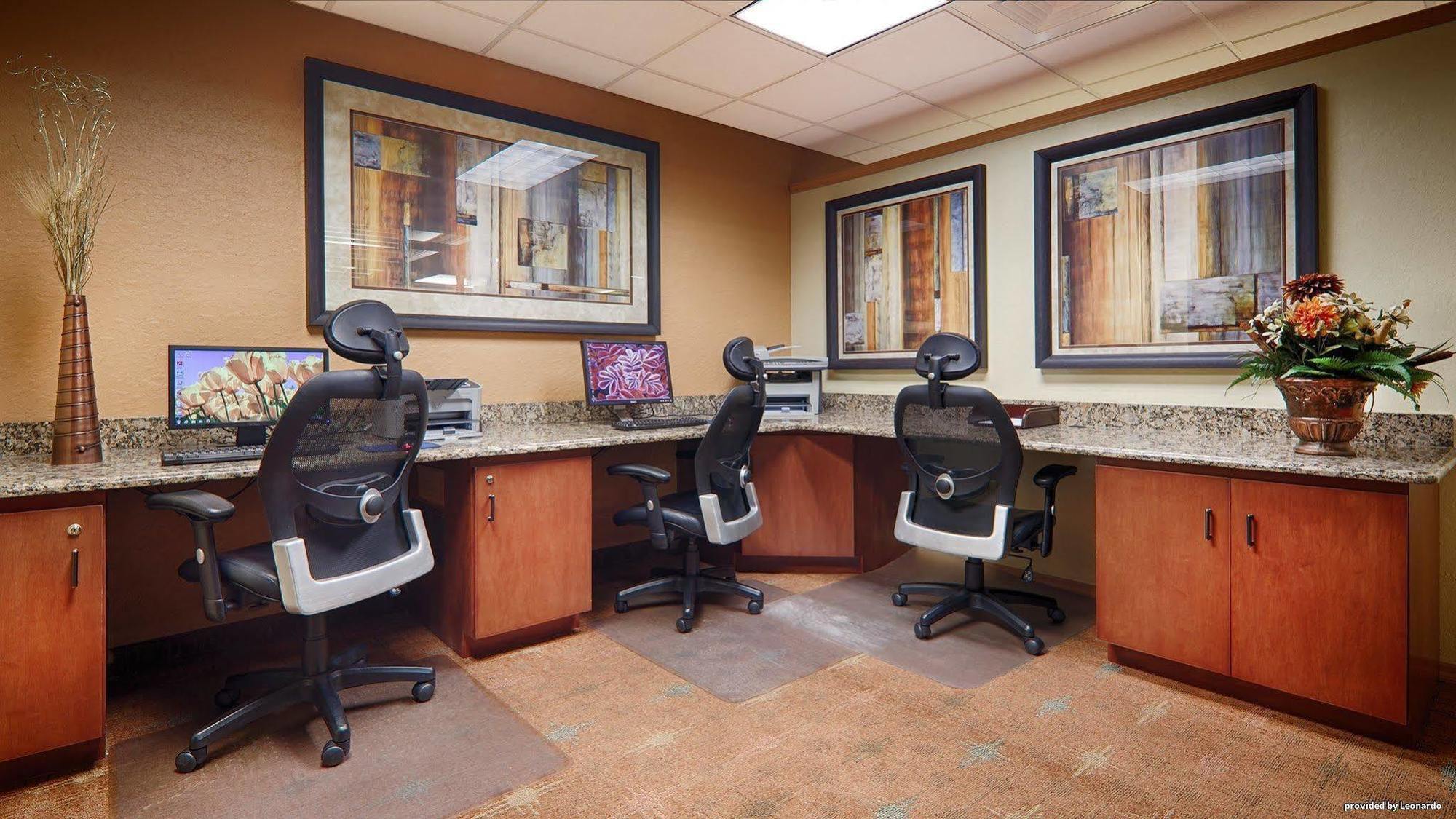 Hotel Western Universal - Newly Renovated! Orlando