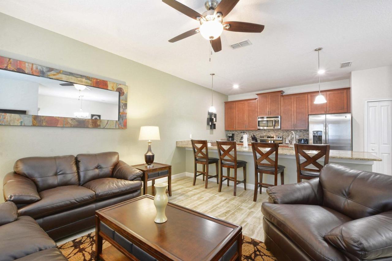 Holiday home Storey Lake- 4 Bedroom Townhome W/spashpool-1619st Orlando