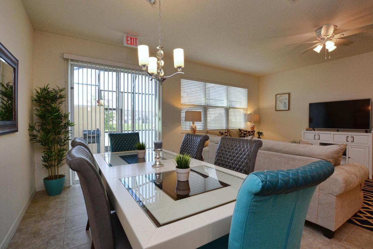 Compass Bay- 4 Bedroom Townhome- 1950cy Villa *