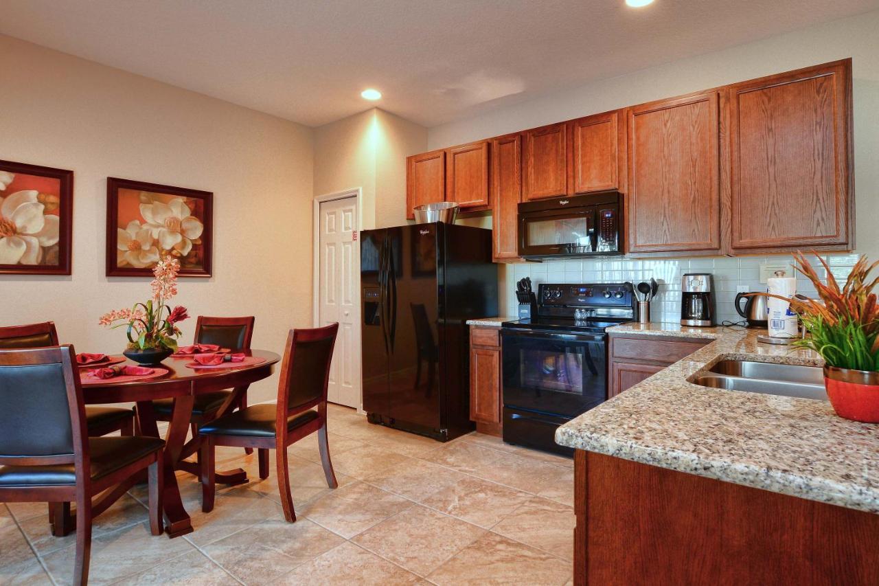 Veranda Palms- 5 Bedroom Pool Home- 1702vp Villa