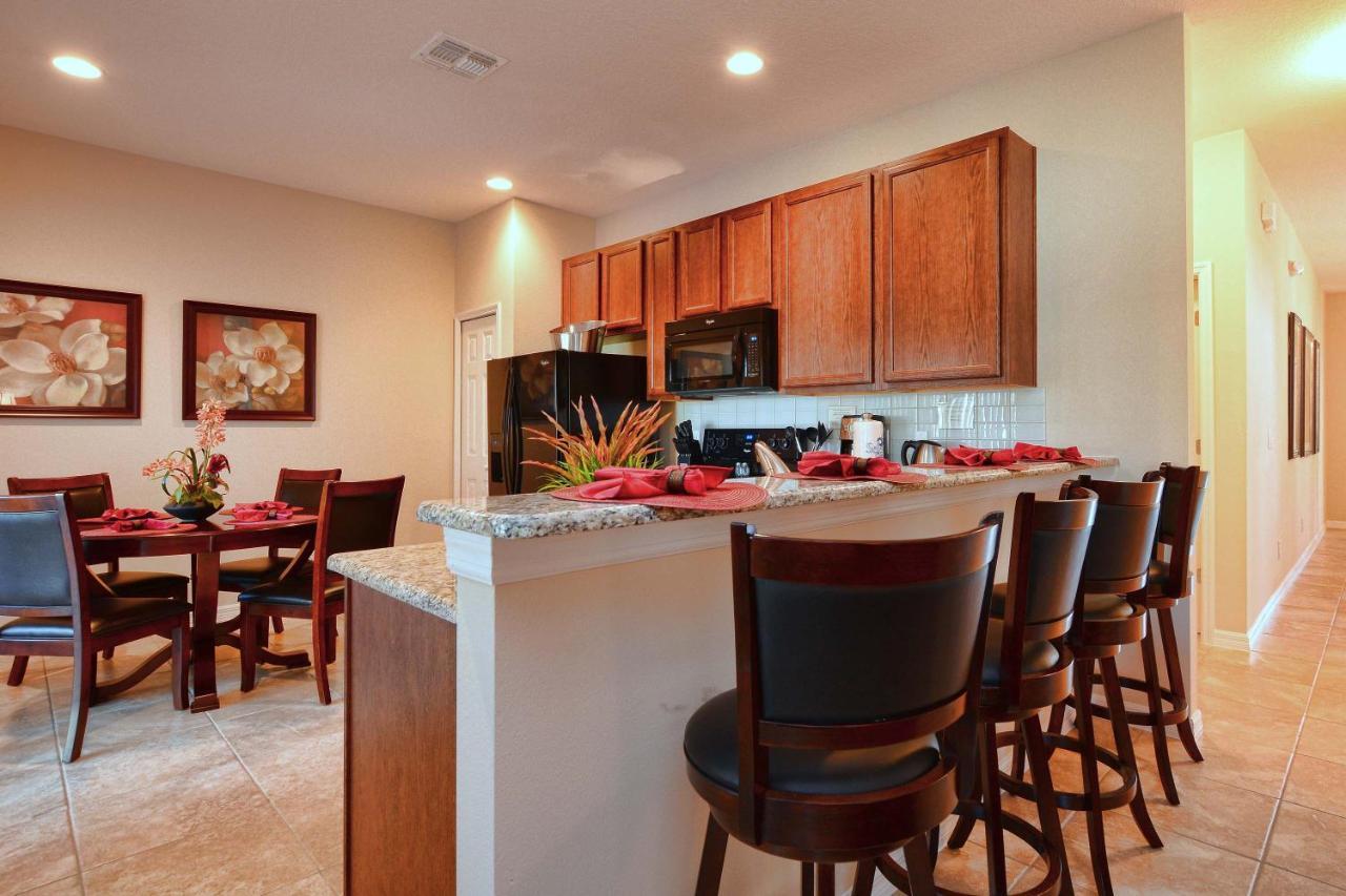 Villa Veranda Palms- 5 Bedroom Pool Home- 1702vp *
