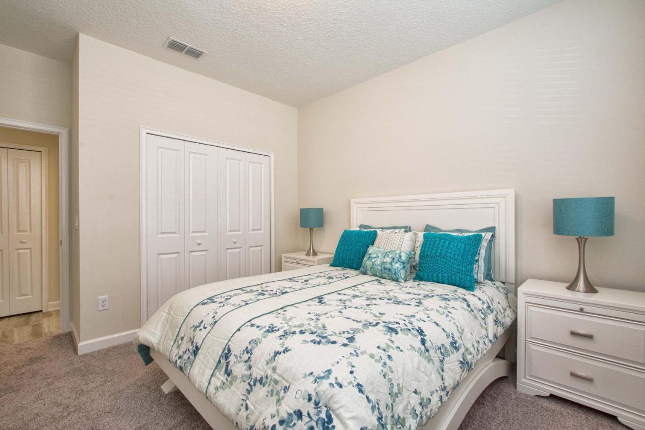 Holiday home Storey Lake-5 Bedroom Pool Home-1663st