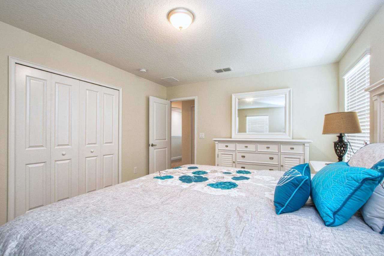 Holiday home Storey Lake-5 Bedroom Pool Home-1663st *