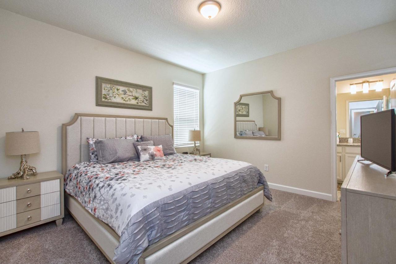 Storey Lake-5 Bedroom Pool Home-1663st Holiday home Orlando