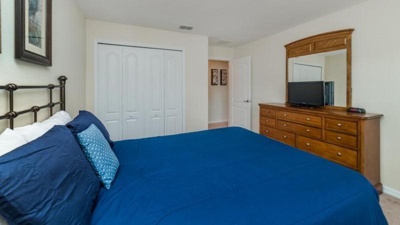 Beautiful 4 Bedroom 3 Bath Town House In The Fabulous Paradise Palms