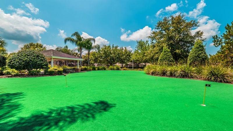 Holiday home Amazing 5 Bedroom 5 Bath Pool In Windsor Hills *