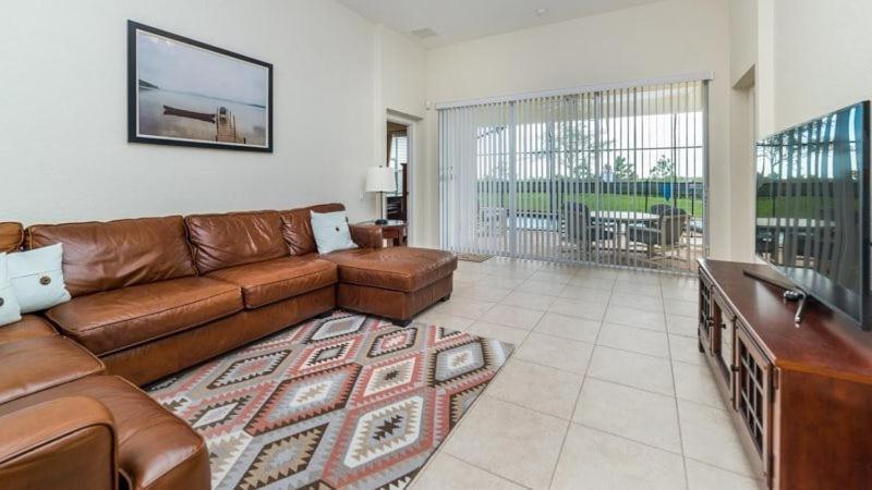 Amazing 5 Bedroom 5 Bath Pool In Windsor Hills Orlando