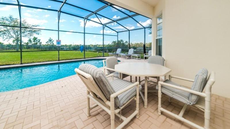 Holiday home Amazing 5 Bedroom 5 Bath Pool In Windsor Hills *