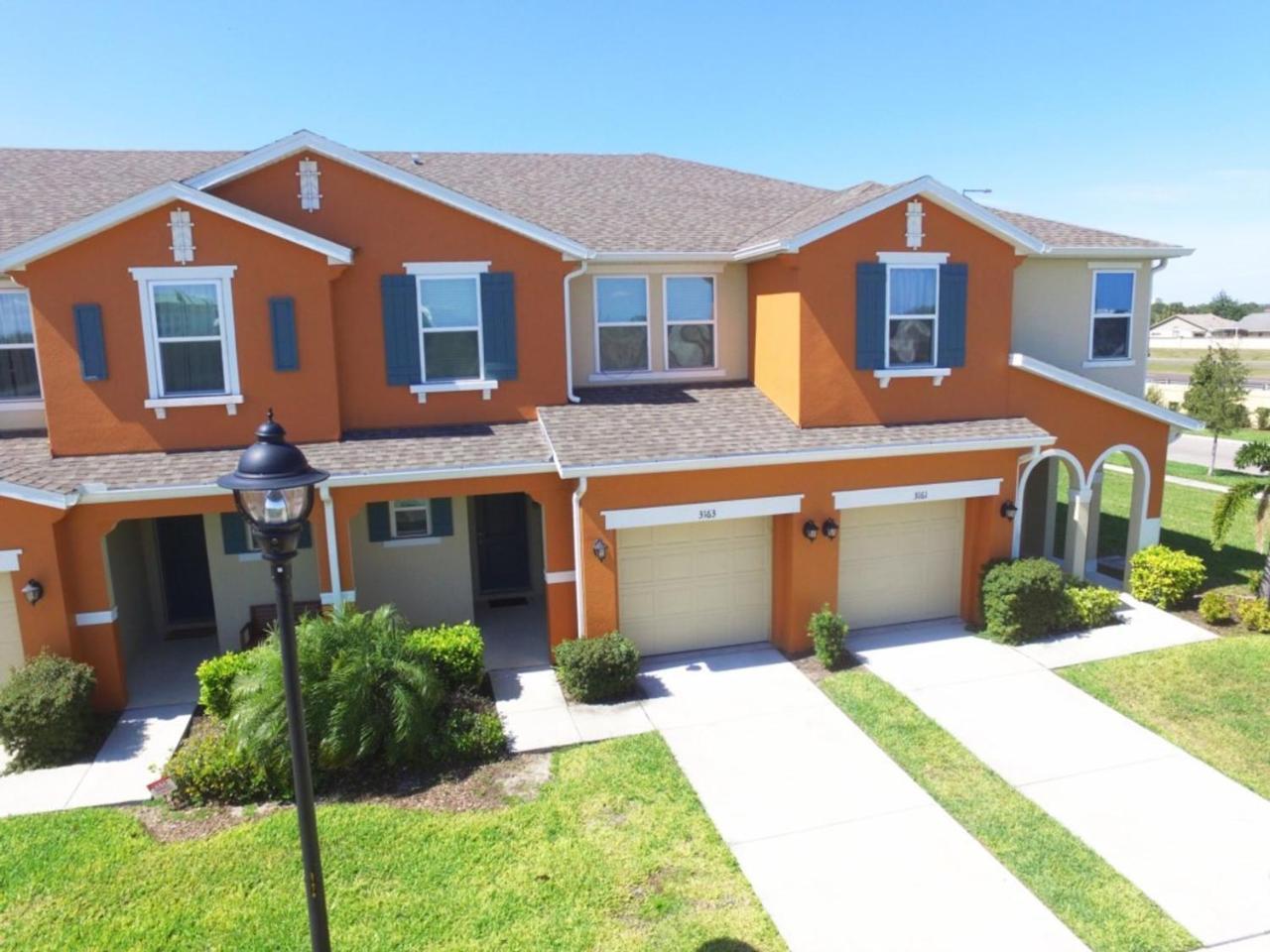 Cozy Townhome With Garage Next To Parks Cb3163 Holiday home